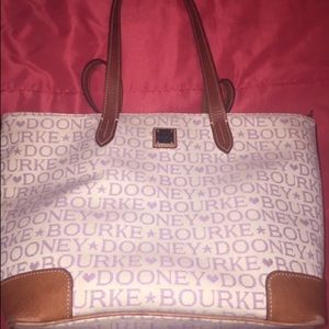 Dooney & Bourke